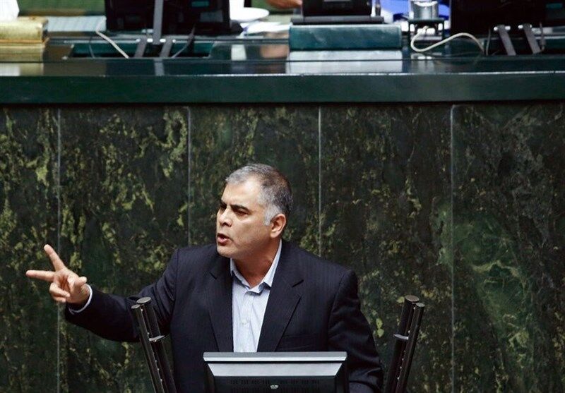 فعلاً برنامه‌ای برای تغییر قیمت یا سهمیه بنزین وجود ندارد