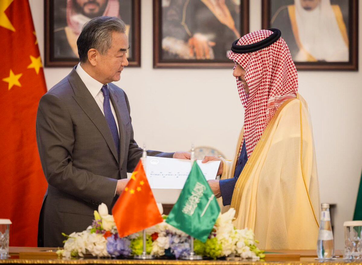 سفر وزیر خارجه چین دومین اقتصاد بزرگ جهان به منطقه خاورمیانه