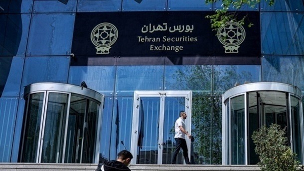 بازار امروز؛ فملی درخشان، پالایشی‌ها در حسرت سبز شدن